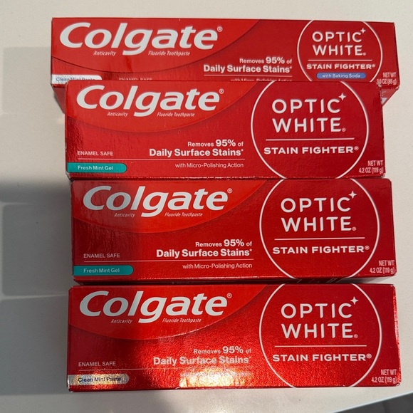 Colgate Optic White Toothpaste Set - Picture 1 of 1